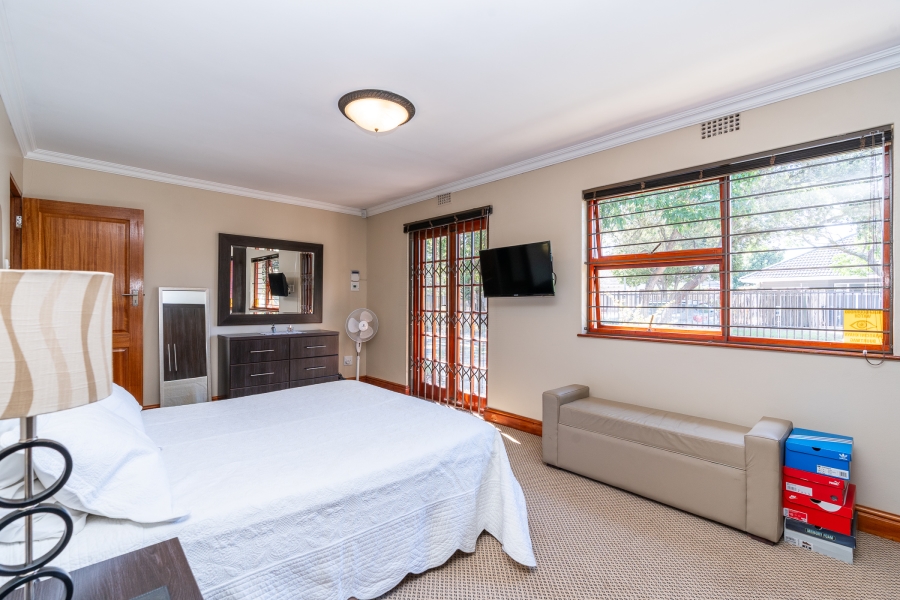 3 Bedroom Property for Sale in Pinelands Western Cape